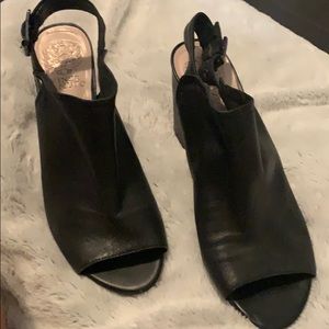 Vince camuto shoes size 71/2